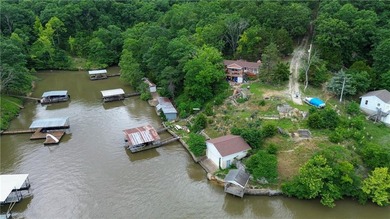 LAKE LIFE DOESN'T GET BETTER THAN THIS! Rare opportunity to own - photo 11