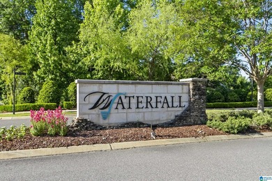 Positioned to capture stunning views of Lake Tuscaloosa, this - photo 2