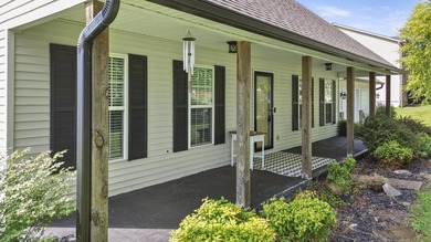 Welcome home to this beautiful 3-bedroom, 2-bath residence - photo 12