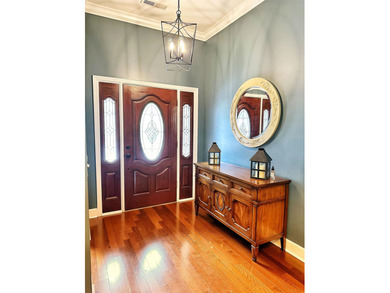Beautiful 3-Bedroom Home with Bonus Room, Mature Landscaping & - photo 13