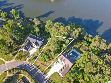 Positioned to capture stunning views of Lake Tuscaloosa, this - photo 4