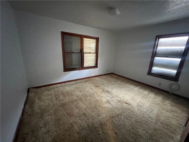 Welcome Home! This 3 bedroom 1 bath home in Oso Place - photo 14