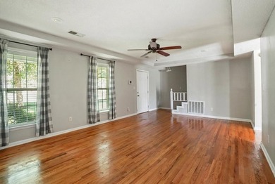 Welcome home to this beautiful 3-bedroom, 2-bath residence - photo 14