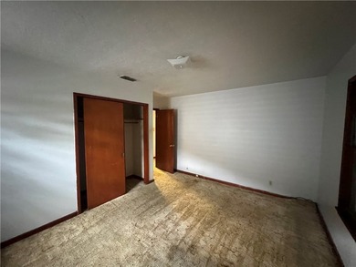 Welcome Home! This 3 bedroom 1 bath home in Oso Place - photo 15