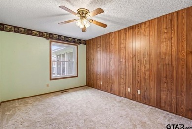 Welcome to 210 Treetop Ln in the highly sought-after Hideaway - photo 15