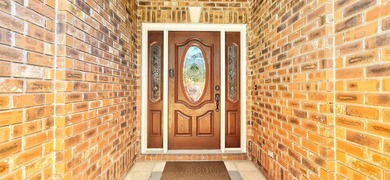 Beautiful 3-Bedroom Home with Bonus Room, Mature Landscaping & - photo 16