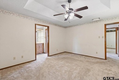 Welcome to 210 Treetop Ln in the highly sought-after Hideaway - photo 18