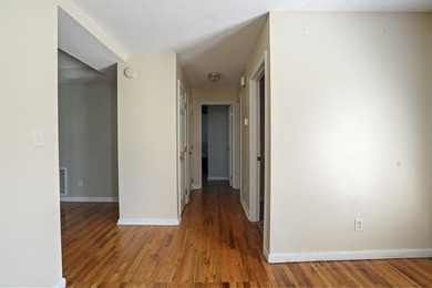 Welcome home to this beautiful 3-bedroom, 2-bath residence - photo 19