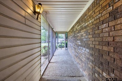 Welcome to 210 Treetop Ln in the highly sought-after Hideaway - photo 21