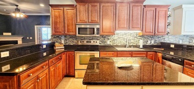 Beautiful 3-Bedroom Home with Bonus Room, Mature Landscaping & - photo 22