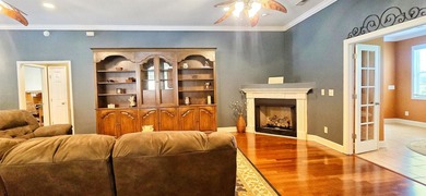 Beautiful 3-Bedroom Home with Bonus Room, Mature Landscaping & - photo 30