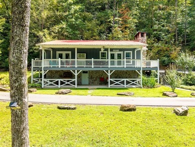 Hiwassee River - Clay County Home For Sale in Brasstown North Carolina