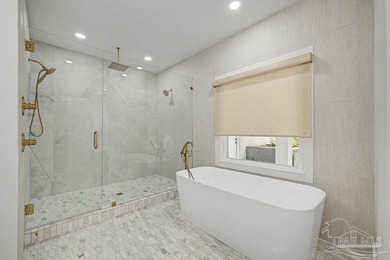 Luxuriously updated French Provincial home with inground pool - photo 33