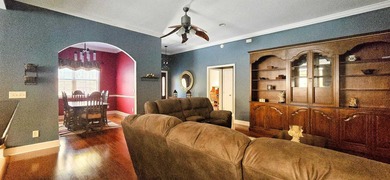 Beautiful 3-Bedroom Home with Bonus Room, Mature Landscaping & - photo 34