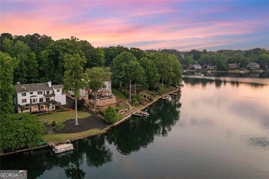 Tucked away on a quiet cul-de-sac in the prestigious Windward - photo 5