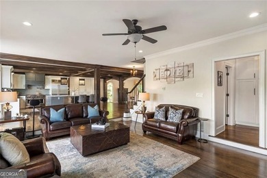 Tucked away on a quiet cul-de-sac in the prestigious Windward - photo 9