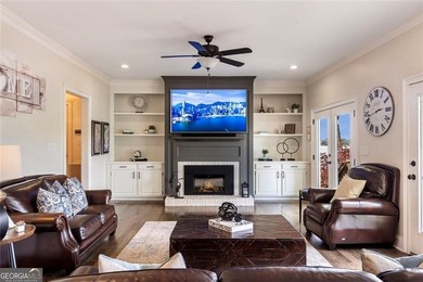 Tucked away on a quiet cul-de-sac in the prestigious Windward - photo 10