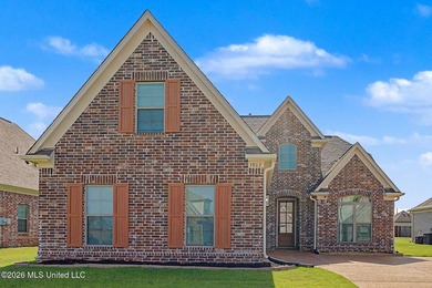 Great 4 Bedroom home in the Lakes of Nicholas with its community - photo 1