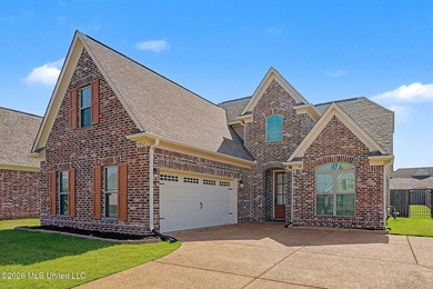 Great 4 Bedroom home in the Lakes of Nicholas with its community - photo 2
