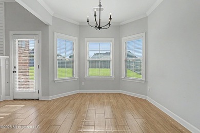 Great 4 Bedroom home in the Lakes of Nicholas with its community - photo 9