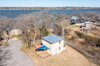 Cedar Creek Lake Home For Sale in Malakoff Texas