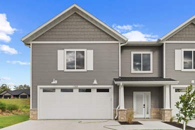 (private lake, pond, creek) Home For Sale in Dubuque Iowa