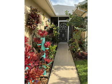This unique Home in the Palm Grove community stand out with - photo 2