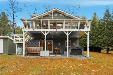 Westcolong Lake Home For Sale in Lackawaxen Pennsylvania