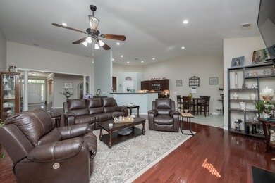 CONVENIENT GROWING LOCATION! GATED /SMALL LAKE/POOL COMMUNITY! - photo 12
