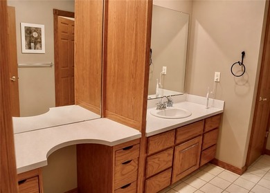 Wonderful home offering the perfect blend of comfort - photo 16