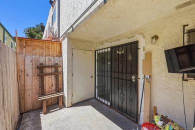 Spacious and beautifully updated 2-bedroom, 1.5-bath townhome - photo 20