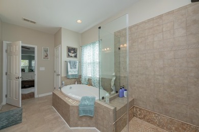 CONVENIENT GROWING LOCATION! GATED /SMALL LAKE/POOL COMMUNITY! - photo 25