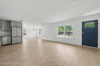 Absolutely adorable recently renovated home in Golf Cart - photo 6