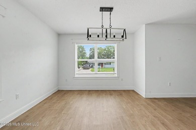 Absolutely adorable recently renovated home in Golf Cart - photo 10