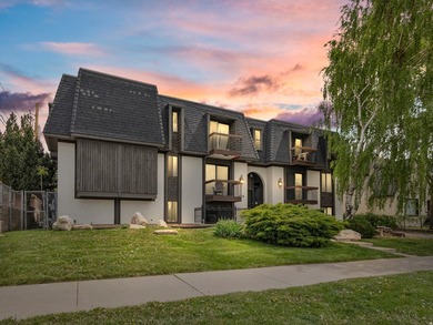 Well-located 15-unit apartment building in the heart of Salt - photo 1
