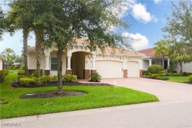 Lake Home For Sale in Fort Myers, Florida