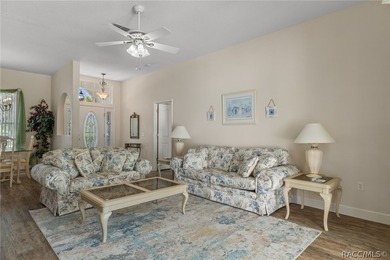 Well maintained, fully furnished golf course pool home located - photo 6