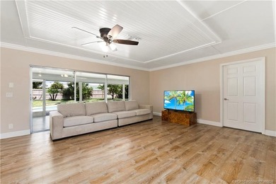 Sewall's Point 5Bed 4Bath 2Car Garage on over 1/2 acre lot with - photo 12