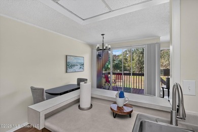 Lower level one bedroom condo offered with the furnishings - photo 13