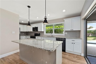 Sewall's Point 5Bed 4Bath 2Car Garage on over 1/2 acre lot with - photo 15