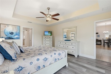 Wake up to sparkling intersecting canal views, spend your - photo 17