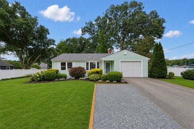 Welcome home to this move-in-ready property offering approx 1800 - photo 1