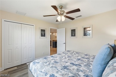 Wake up to sparkling intersecting canal views, spend your - photo 29
