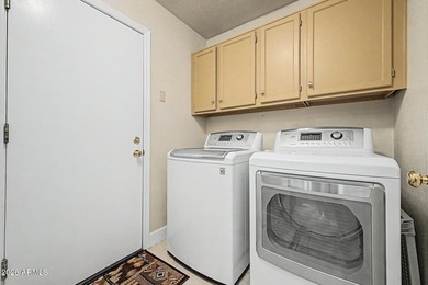 Available fully furnished! This gem features a a prime corner - photo 30