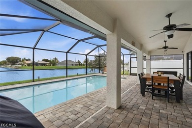 Wake up to sparkling intersecting canal views, spend your - photo 30