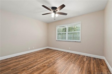 Sewall's Point 5Bed 4Bath 2Car Garage on over 1/2 acre lot with - photo 30