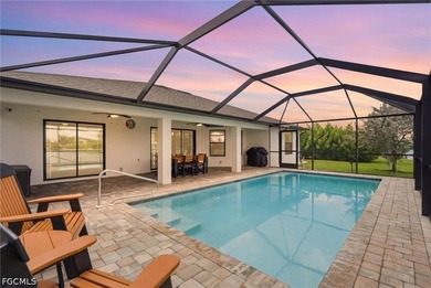 Wake up to sparkling intersecting canal views, spend your - photo 31