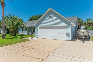 Bring your boat to your coastal oasis at 400 Primrose Circle! - photo 34