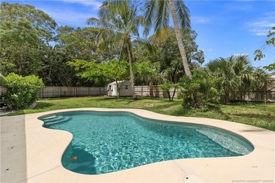 Sewall's Point 5Bed 4Bath 2Car Garage on over 1/2 acre lot with - photo 41
