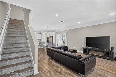 With new construction going up all around Savannah Estates, it - photo 6